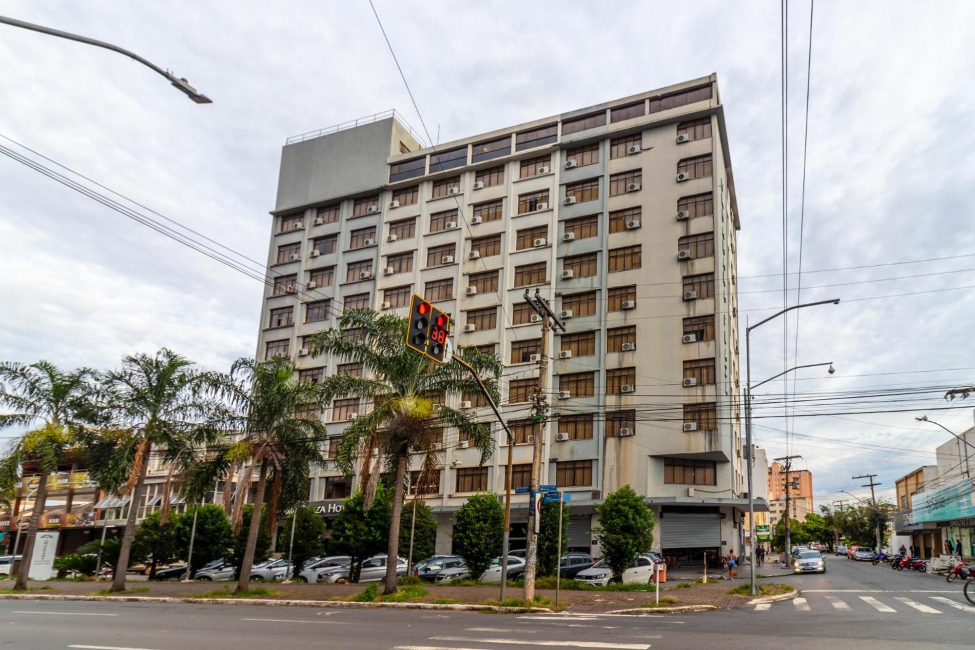 Umuarama Plaza Hotel Goiânia Exterior foto